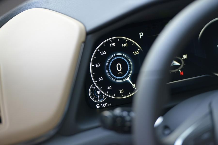 Панель приборов Hyundai Sonata 2019 года  (NA) (фото 19 из 42)
